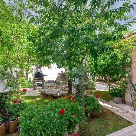 Apartments Katrina Rakalj Экстерьер фото